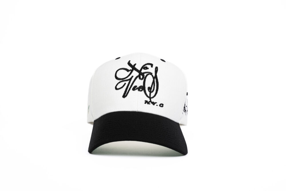 NosVies NYC Signature SnapBack – White & Black